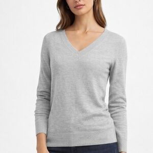 Banana Republic Light Gray V-Neck Sweater